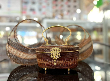 ประชุมเชิงปฏิบัติการขับเคลื่อนผลิตภัณฑ์ชุมชนของสถาบันเกษตรกรและสมาชิกประจำปี 2569 มีวัตถุประสงค์เพื่อวิเคราะห์ศักยภาพในการเข้าสู่ตลาดและสร้างเครือข่ายทางธุรกิจ พัฒนาศักยภาพของผู้นำกลุ่มในการบริหารจัดการกลุ่ม การวางแผน การผลิต การตลาด การสร้างเครือข่าย แล ... พารามิเตอร์รูปภาพ 11